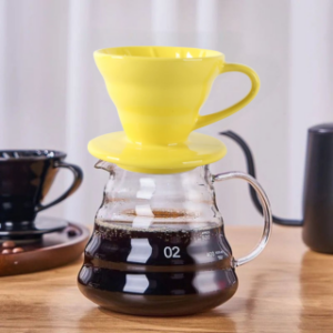 KIT V60 CERÁMICA AMARILLO + 50 FILTROS